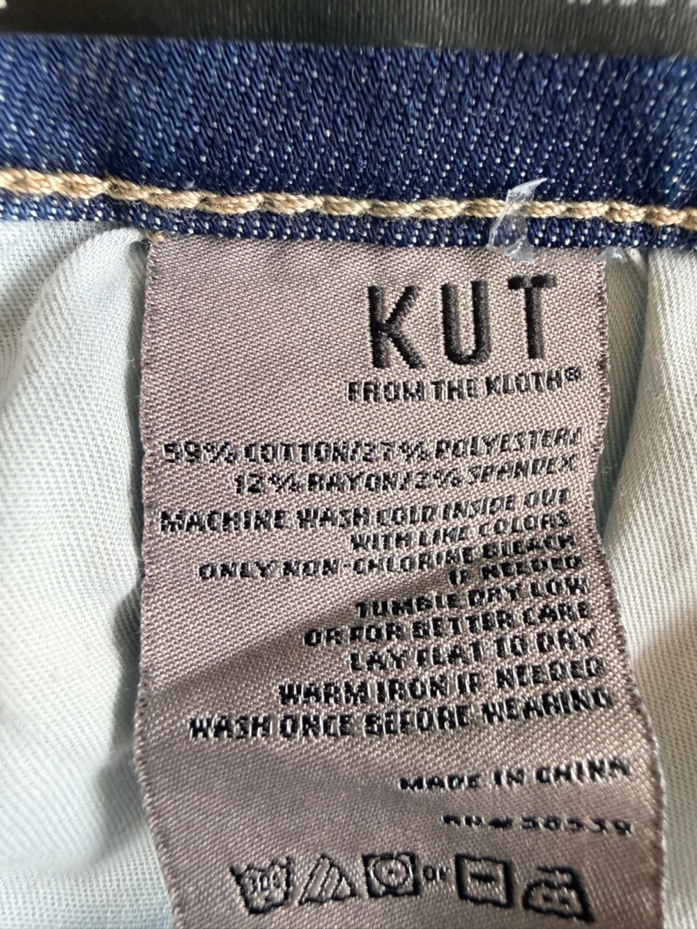 Kut from the Kloth | Margo High Rise Wide Leg Jeans - Picture 11 of 12